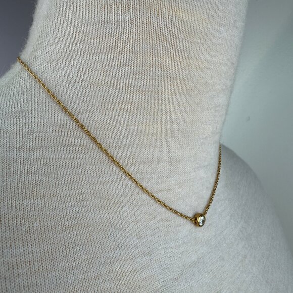 Gold Tone Rhinestone Circle Pendant Necklace 17" - Picture 2 of 4